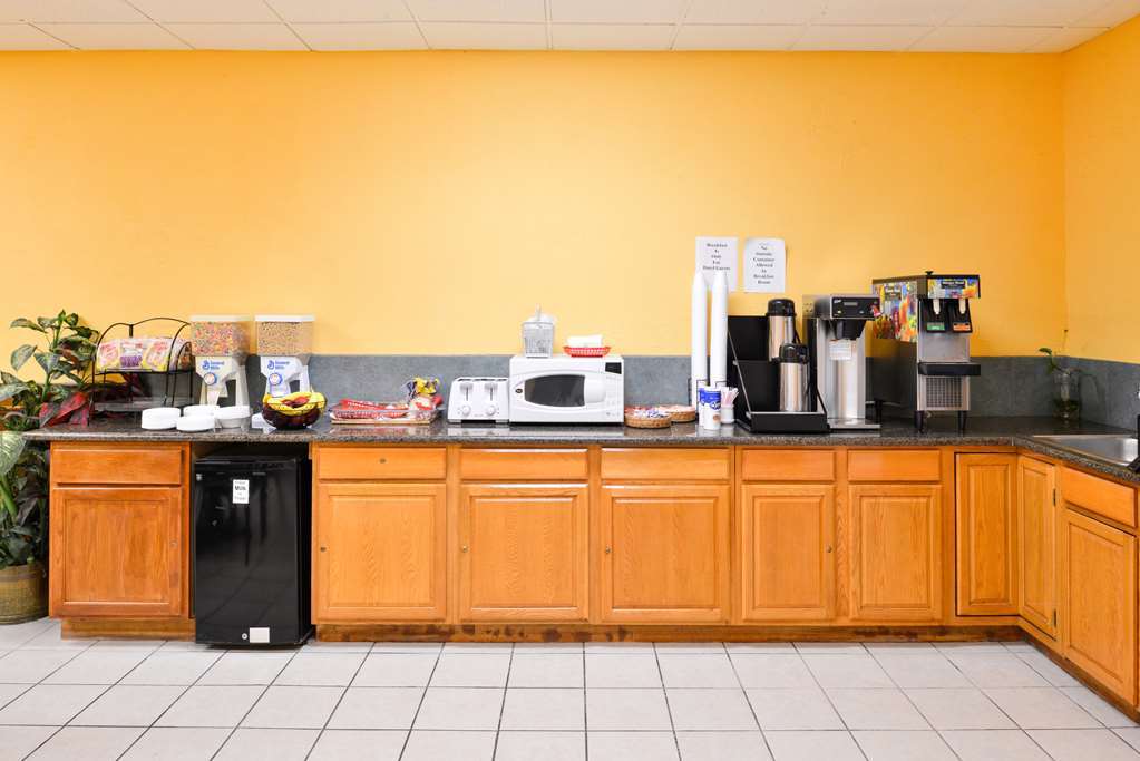 Americas Best Value Inn Clute Kemudahan gambar